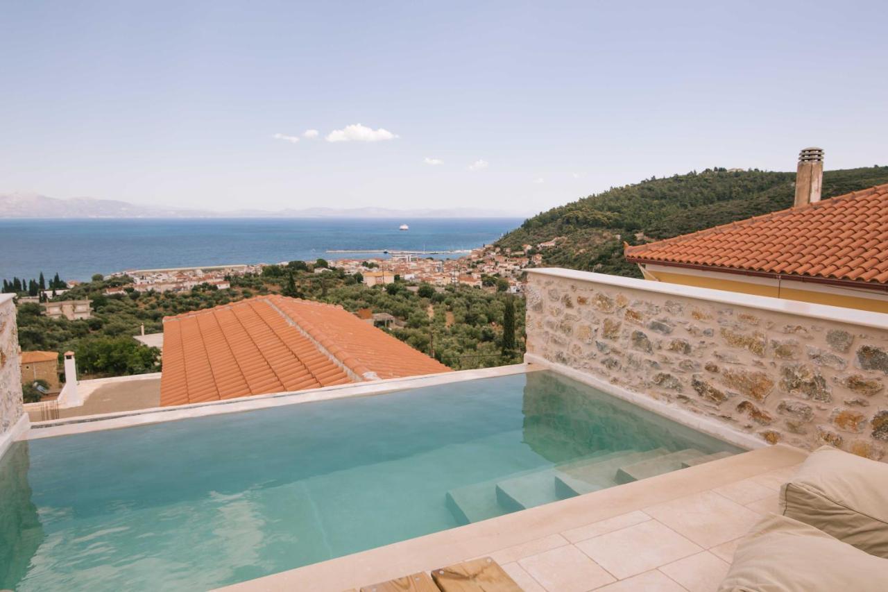 Mani Luxury Suites And Studios In Gytheio With Private Pools Exterior foto