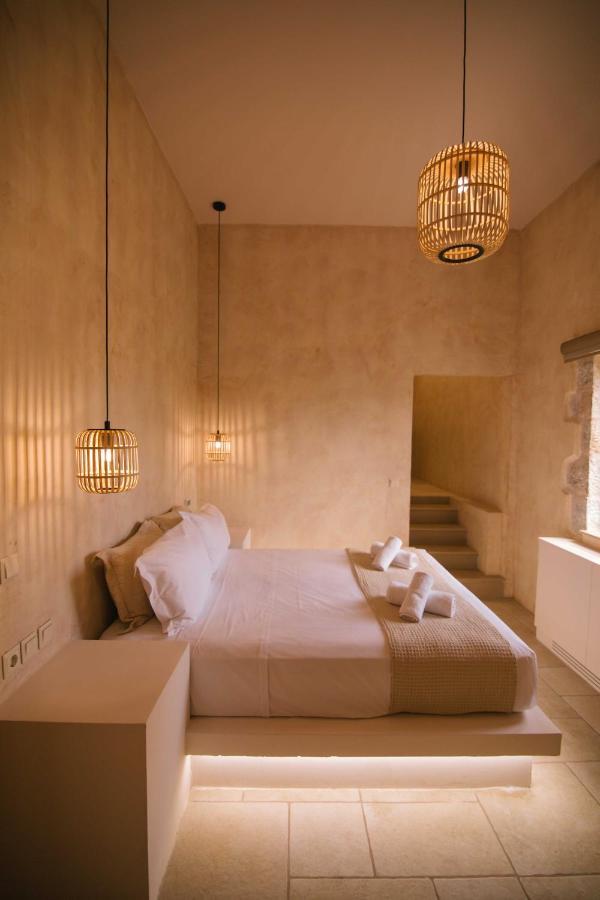 Mani Luxury Suites And Studios In Gytheio With Private Pools Exterior foto