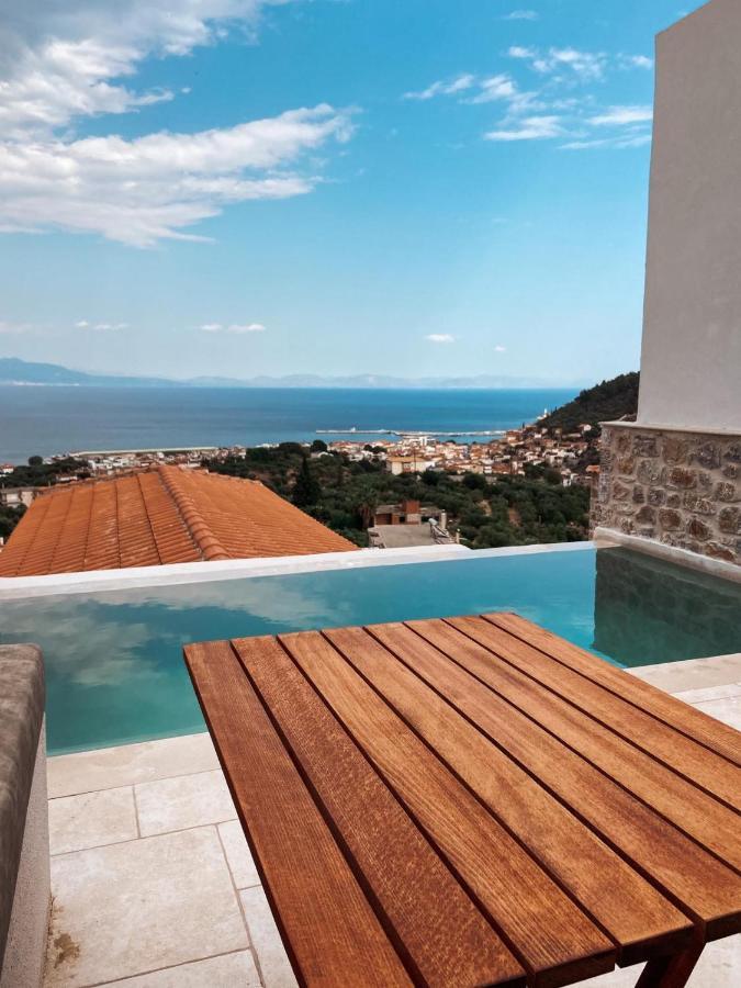 Mani Luxury Suites And Studios In Gytheio With Private Pools Exterior foto