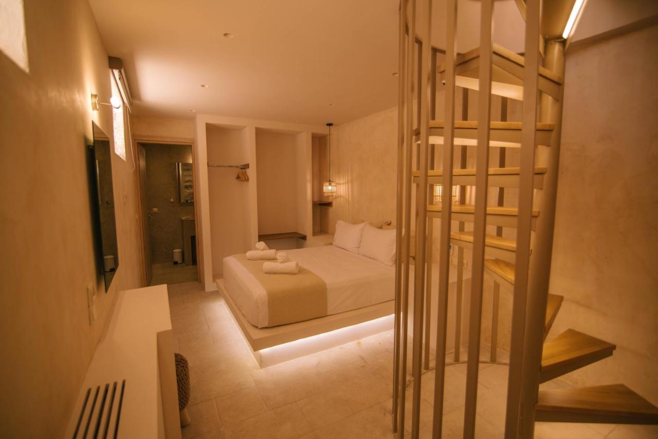Mani Luxury Suites And Studios In Gytheio With Private Pools Exterior foto